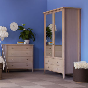 armario contemporáneo / de roble / de nogal / con puertas batientes