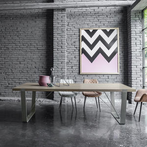 mesa contemporánea
