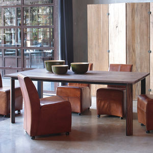 mesa de comedor contemporánea