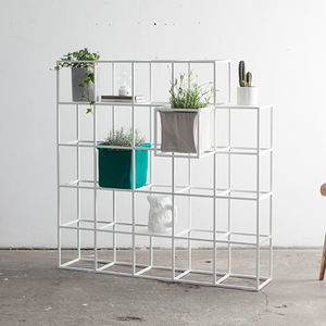 soporte para maceta de plástico