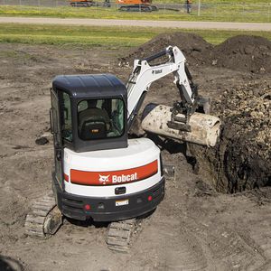 excavadora mini