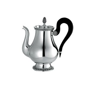 tetera de metal plateado
