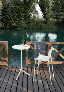 mesa alta contemporánea
