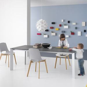 mesa contemporánea