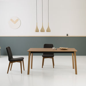 mesa contemporánea