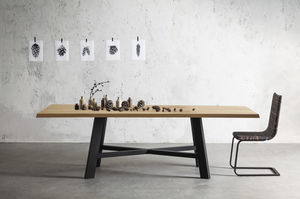 mesa contemporánea