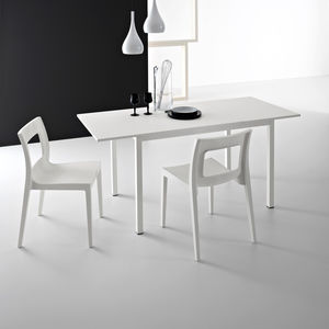 mesa contemporánea