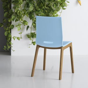 silla contemporánea