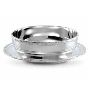 cuenco de metal plateado