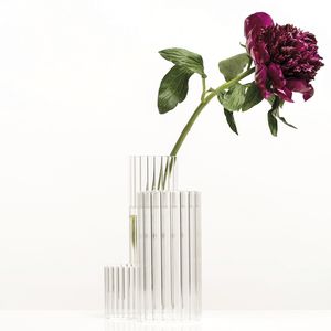 florero contemporáneo