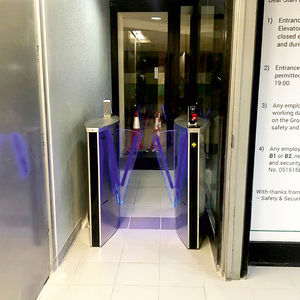 pasillo motorizado para control de acceso