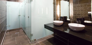 cabina sanitaria para baño para baño público