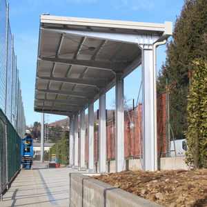 marquesina de metal y lona para espacios públicos para campo deportivo