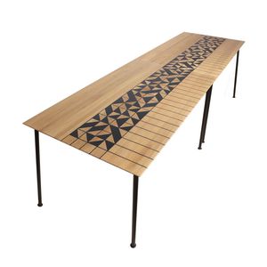 mesa contemporánea