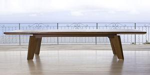 mesa contemporánea