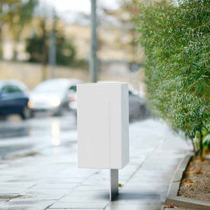 cubo de basura público