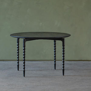 mesa de comedor contemporánea