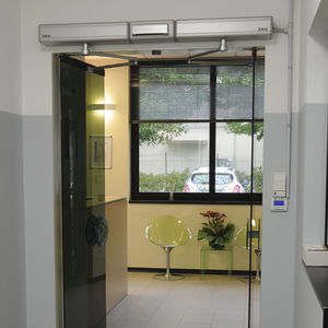 automatización de doble clapeta