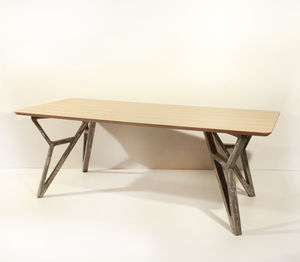 mesa de comedor contemporánea