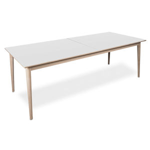 mesa de comedor contemporánea
