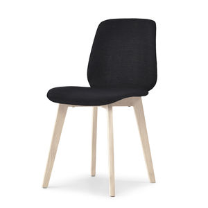silla de comedor de diseño escandinavo