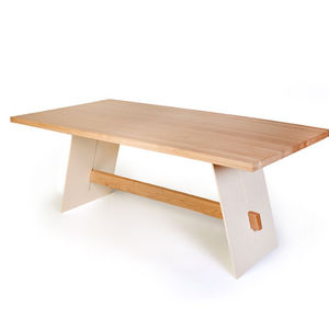 mesa contemporánea