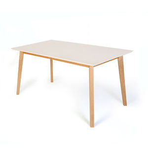 mesa contemporánea