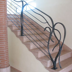 barandilla de hierro forjado