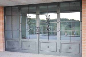 puerta-ventana abatible