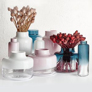 florero contemporáneo