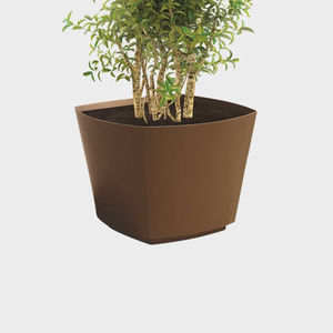 jardinera de acero