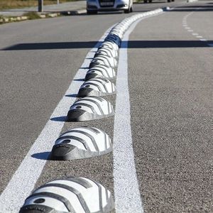 poste delineador de PVC