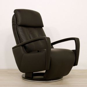 sillón contemporáneo / de cuero / con reposapiés / giratorio