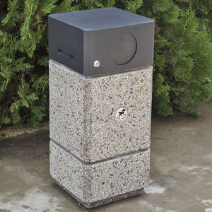 cubo de basura público