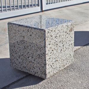 bolardo de protección