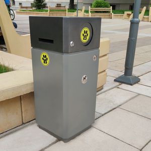 cubo de basura público