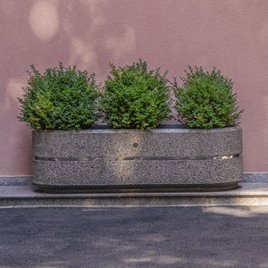 jardinera de hormigón reforzado con fibra