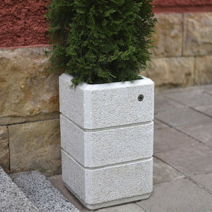 jardinera de hormigón reforzado con fibra