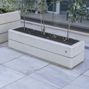 jardinera de hormigón reforzado con fibra