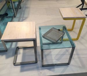 conjunto de mesa y silla contemporáneo