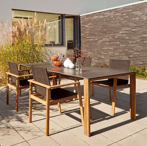 mesa de comedor contemporánea