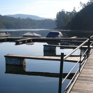 pontón de plástico reciclado