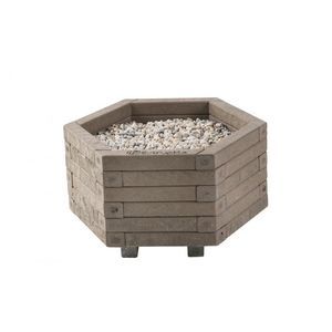 jardinera de plástico reciclado