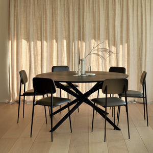 mesa de comedor contemporánea