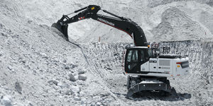 excavadora con orugas