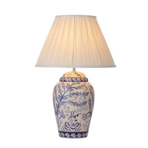 lámpara de mesa