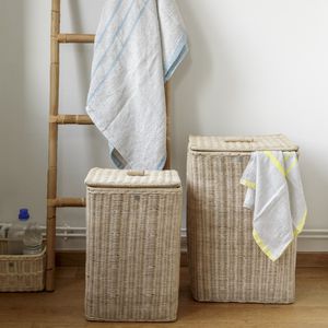 cesta para la ropa de ratán
