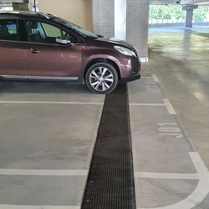 junta de dilatación transitable