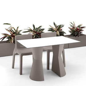 mesa de comedor contemporánea