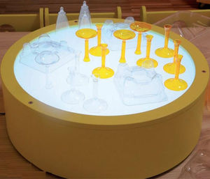 mesa contemporánea